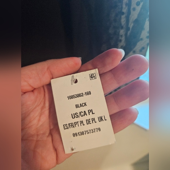 Black blouse with mesh sleeves - Picture 4 of 5